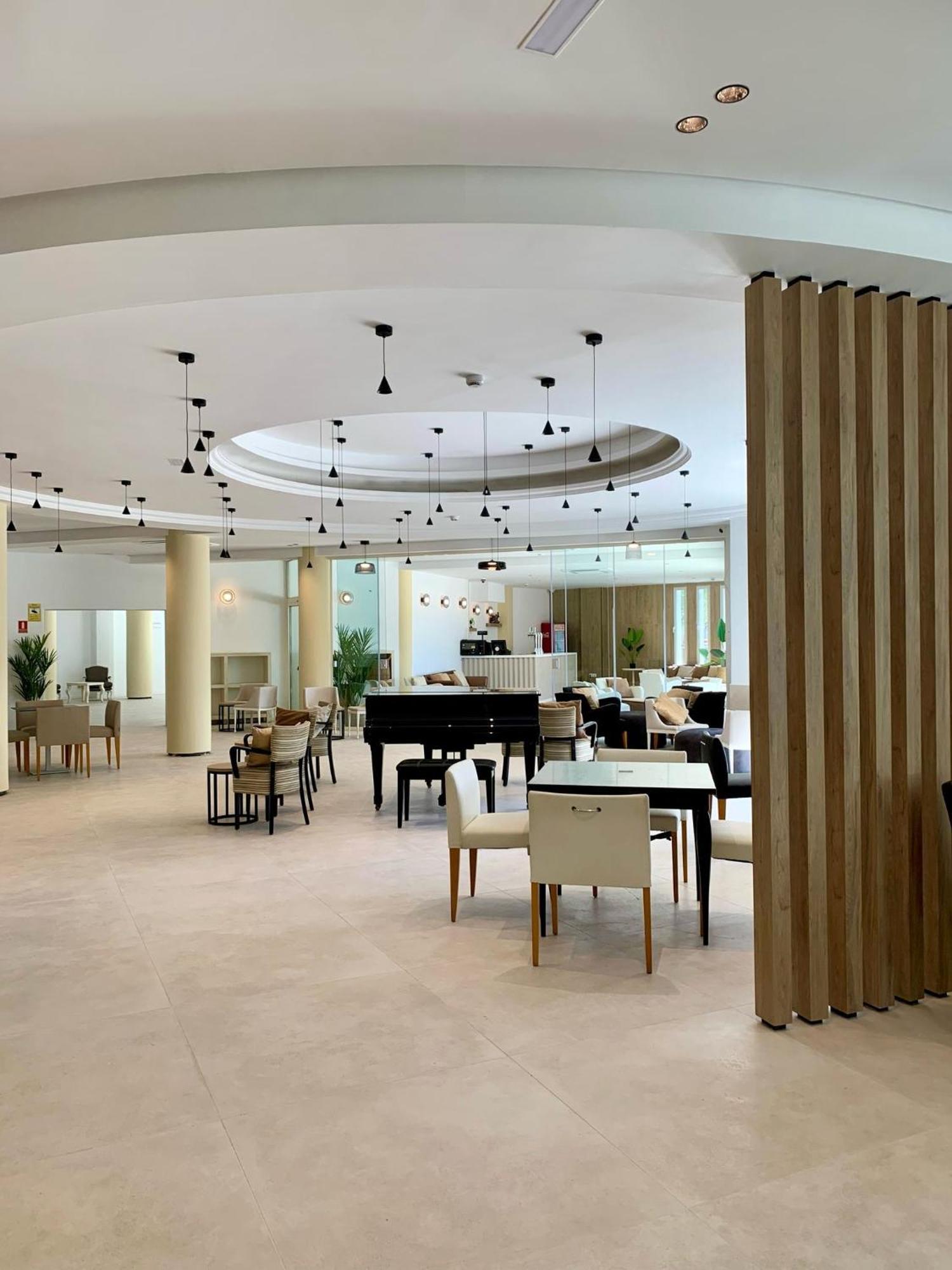 Ohtels Gran Hotel Almeria Luaran gambar