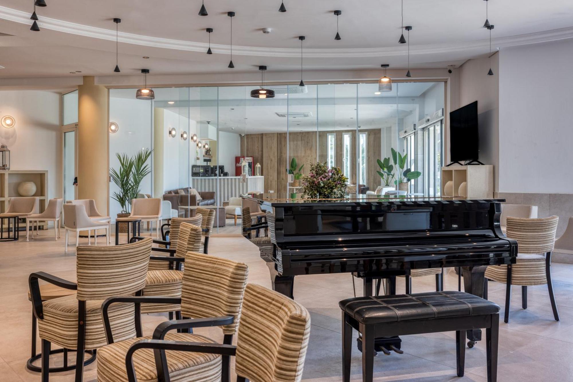 Ohtels Gran Hotel Almeria Luaran gambar