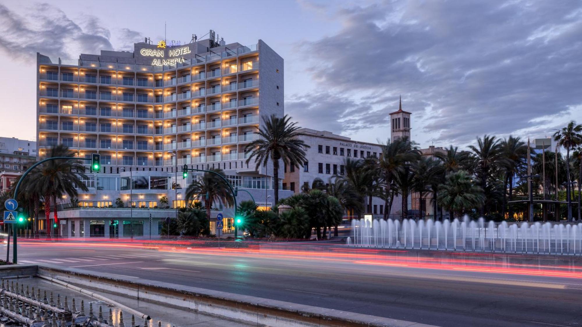 Ohtels Gran Hotel Almeria Luaran gambar