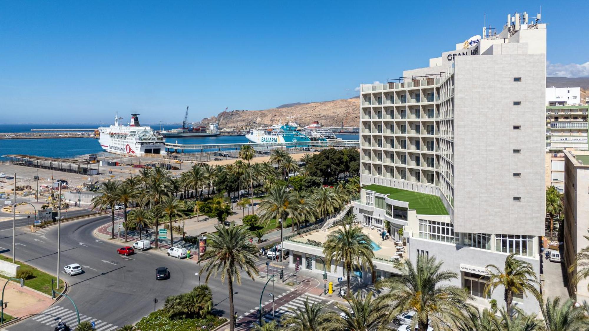 Ohtels Gran Hotel Almeria Luaran gambar